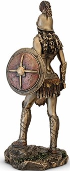 Amazone kriger figur. Et unikt kvindefigur, forslag til stueindretning