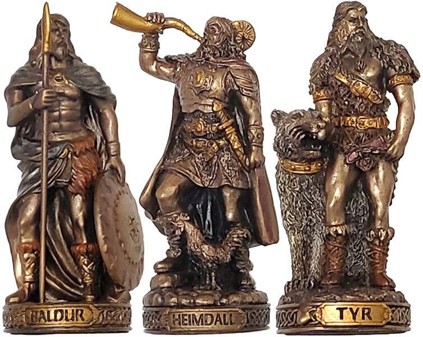 NORDISKE GUDER. Et unikt sæt af 12 figurer fra nordisk mytologi