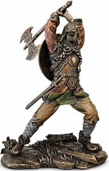 ÅRSDAGS GAVE TIL HAM. Veronese viking figur med dobbelt økse