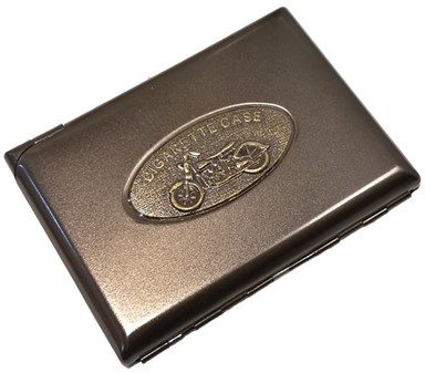 BILLIGE GAVER. Metal cigaretetuier til 20 cigaretter med lighter