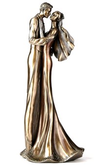 BRYLLUPSFIGUR. Smuk bronze Brudeparret romantisk figur