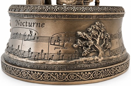 Eksklusiv Chopin Spilledåse Figur. En Tidløs Gave til Musikelskeren