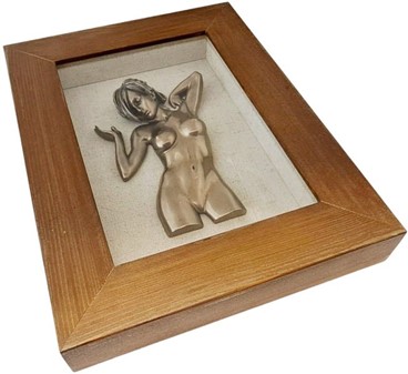 Unik vægdekoration i bronze. Sensuel skulptur i træramme til dit hjem