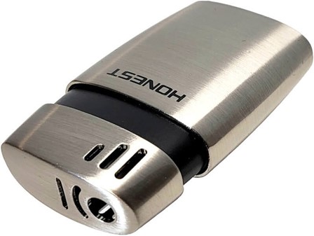 GAVEIDEER TIL FAR. Metal lighter og askebæger, billig gavesæt til ham