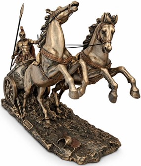 GAVEN TIL HAM PÅ 60. Smuk bronze figur af Achilleus i sin stridsvogn