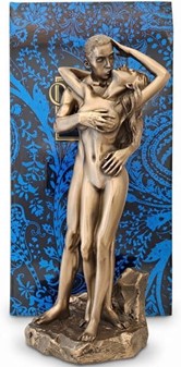 ROMANTISKE FIGURER. Figur af forelsket par i en kærlighed omfavnelse