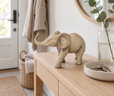Elegant Granit Elefant Figur. Et symbol på styrke og lykke som gave