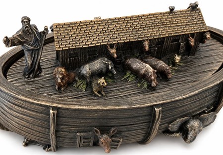 Noahs Ark Figur: Magisk Smykkeopbevaring og Julegaveidé med mening