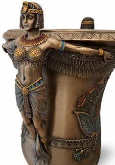 En egyptisk vase fra Veronese. To gudinder og et strejf af evighed!