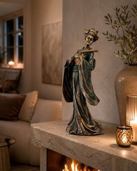 Unik bronze Geisha-skulptur . En gave fuld af elegance og tradition
