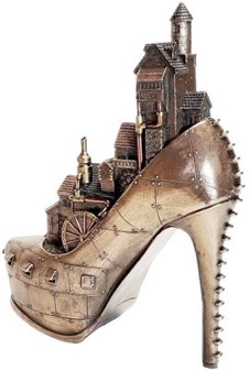 Steampunk sko-skulptur – Fantastisk by møder victoriansk maskineri