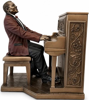 Jazzpianist ved klaveret figur – Den perfekte gave til musikeren