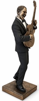 Jazzguitarist figur i bronze – Unik gave til ham der elsker musik