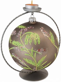 Glas julekugle stor, mat grå med en delikat plantedekoration. Ø 15 cm