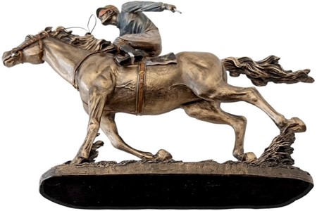 HESTEFIGUR. Imporedende bronzefigur Jockey på hest. Gave til rytter