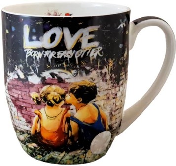 Keramisk Krus med Graffiti. Banksy Porcelænskrus - Kunst i Håndfladen