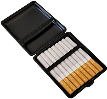 Eksklusiv Vom Hofe cigaretetui i kunstlæder. Klassisk etui i sort