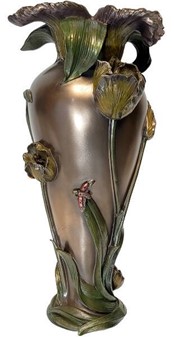 EN GAVE TIL MOR. Flot vase med tulipan, Veronese unik figur