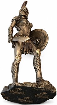 Amazone kriger figur. Et unikt kvindefigur, forslag til stueindretning