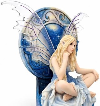 Blå Himmel Fe Figur. En Drøm i Marmor. Fantastisk Polyresin Figur
