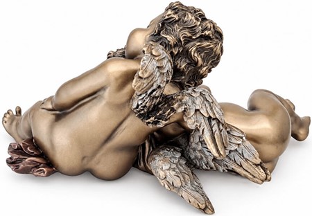 JULEGAVE IDEER TIL HENDE. Smuk bronzefigur af sovende to engle