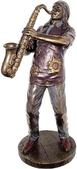 GAVE TIL EN SAXOFONIST. Realistisk bronze figur af Jazzsaxofonist