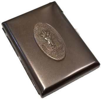 BILLIGE GAVER. Metal cigaretetuier til 20 cigaretter med lighter