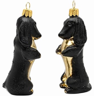 En gravhund på et juletræ? Hvorfor ikke. Glasbrun gravhund fra Polen
