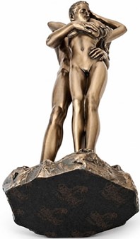 ROMANTISKE FIGURER. Figur af forelsket par i en kærlighed omfavnelse