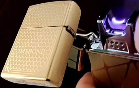 Gavesæt med modulær 2-i-1 lighter. Guld plasma Arc og benzin