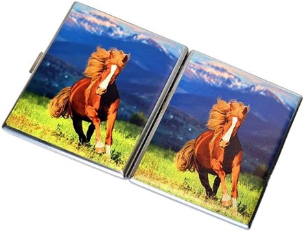 Smuk Hest i Galop på Metal Cigaretetui - Klassisk Design