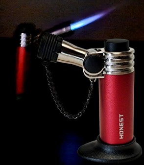 Billig Stilfuld Bordlighter: Justerbar Flamme, Robust Design