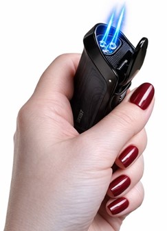 Turbolighter med 3 Jet-flammer. Robust stormlighter til cigarer
