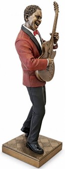 Gave til musikelsker. Eksklusiv Jazz Guitarist Figur med Attitude!