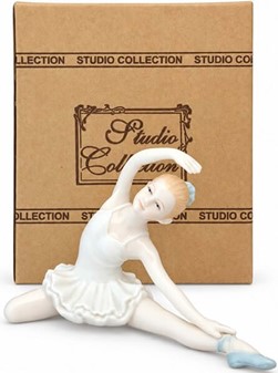 PORCELÆNSFIGUR. Flot porcelæn figur af ballerina. Gave til danserinde