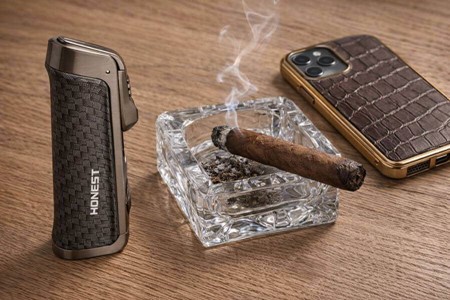 Bedste cigar lighter. Stormlighter med tredobbelt flamme, cigar punch