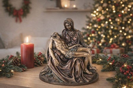 Pieta Figur. Michelangelo's mesterværk som elegant boligindretning