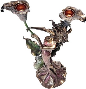 GOD BRYLLUPSGAVE. Art Nouveau lysestage - figur, en kvinde med lilje