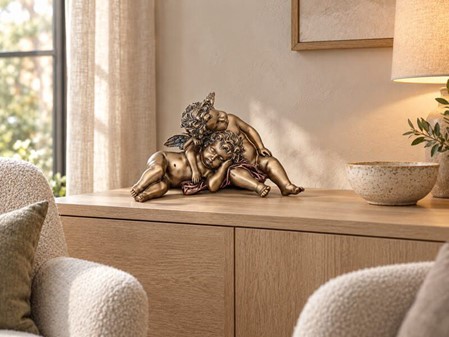JULEGAVE IDEER TIL HENDE. Smuk bronzefigur af sovende to engle