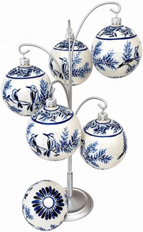 Unikke håndmalede julekugler i porcelæns-look med blå fugle. 8cm, 6stk