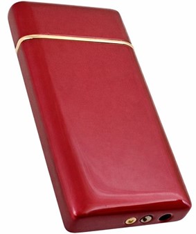 Unik rød turbo lighter. Elegant gave til hende med kraftig flamme