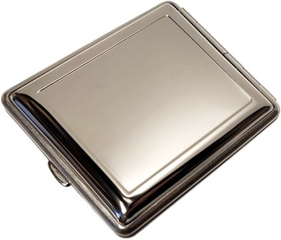 LILLE GAVE TIN RYGER. Dobbelsidet nikkel cigaretetui metal Vom Hofe