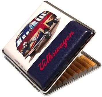 CIGARET ETUI. Billige cigaretetui med Volkswagen modeller, fire farver