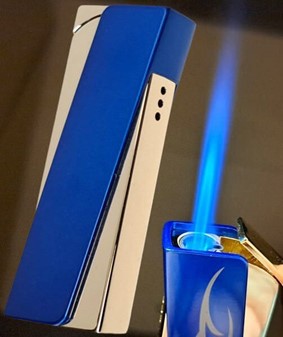 Luksus Turbo Lighter i Guld og Blå. Gaven til den Kræsne Kvinde