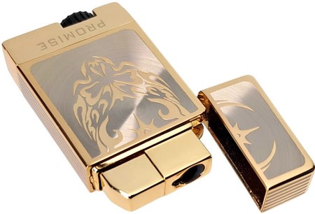 JULEGAVER TIL KÆRESTEN. Eksklusiv og elegant lighter i guld farve