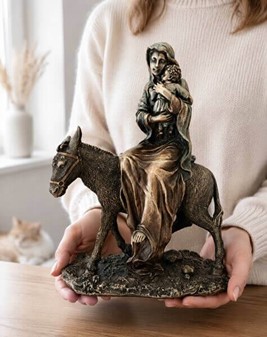 MARIA FIGUR. Maria med Jesusbarnet på et æsel på vej til Jerusalem