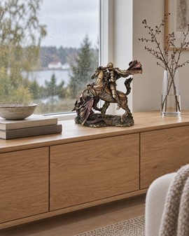 Sankt Jørgen og Dragen Statue. Den ultimative gave til mænd med mod