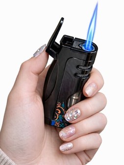 Turbolighter til cigarer. Eksklusiv stormlighter med jetflamme