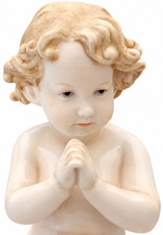 ENGEL FIGUR. Charmerende porcelæn figur. Et symbol på ro og skønhed