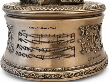 Magisk jule spilledåse . Juledekoration der spiller "O Christmas Tree"